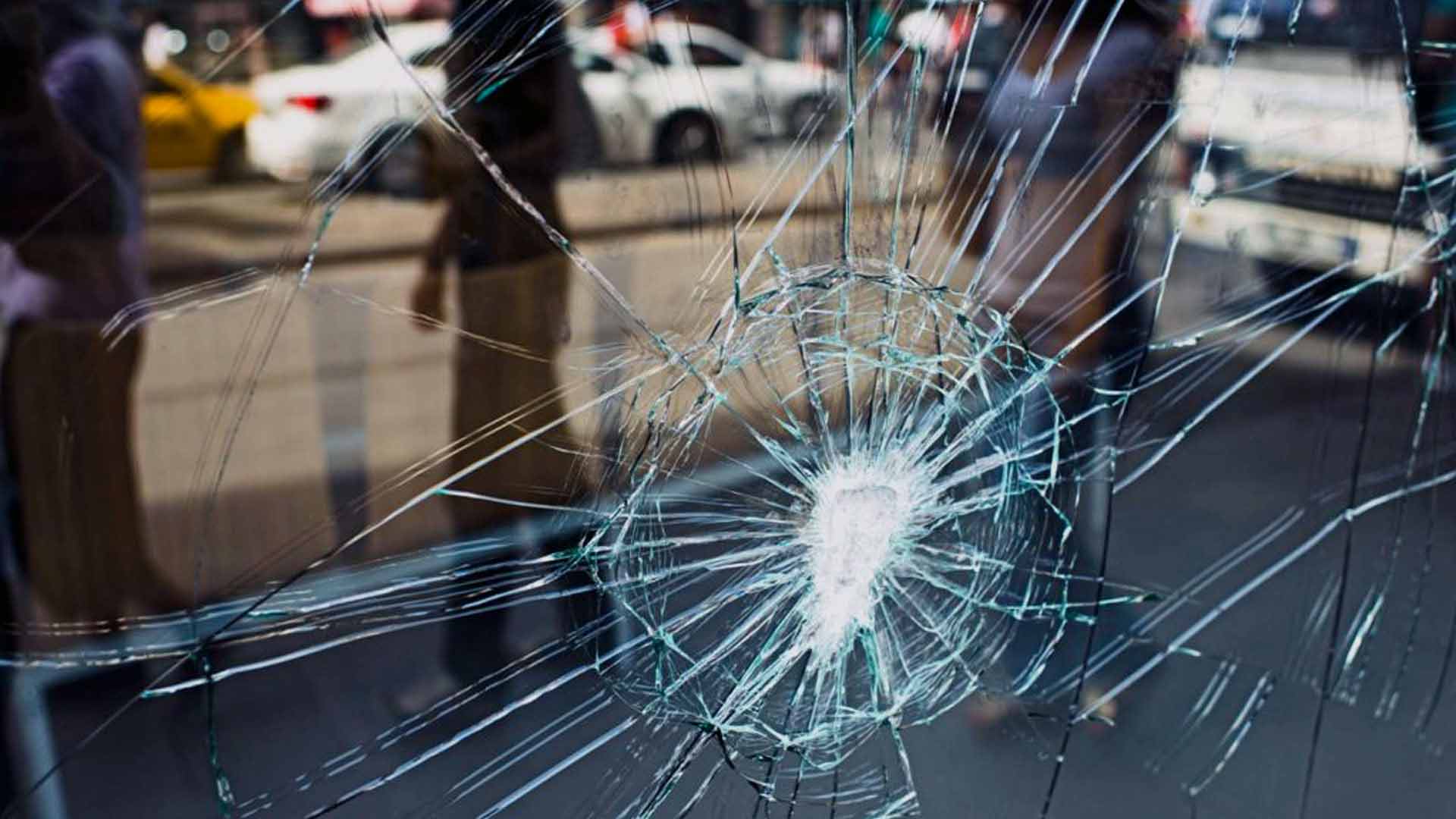 Emergency Glass Repair & Replacements Services