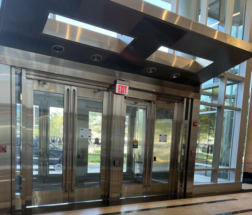 Emergency door closer repair services in dc-md-va