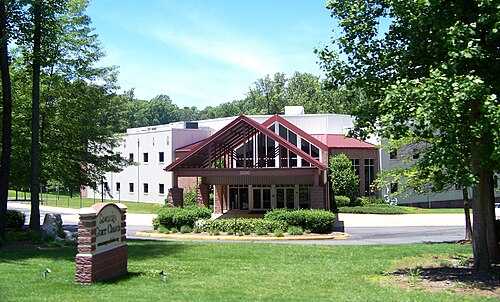 Reliable window glass repair in Fairfax Station with flat rate pricing by Advanced Window & Glass Repair