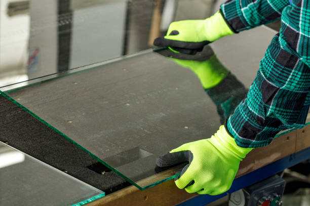 Window Glass Cutting for Broken Panes, Damaged Panels and Replacement Glass